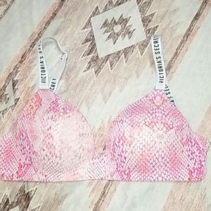 VS Wireless Bra